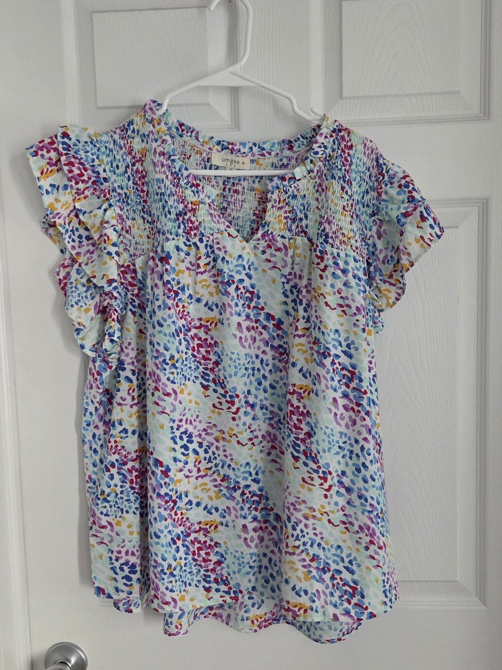 Umgee Multicolor Floral Dot Flutter Sleeve Top